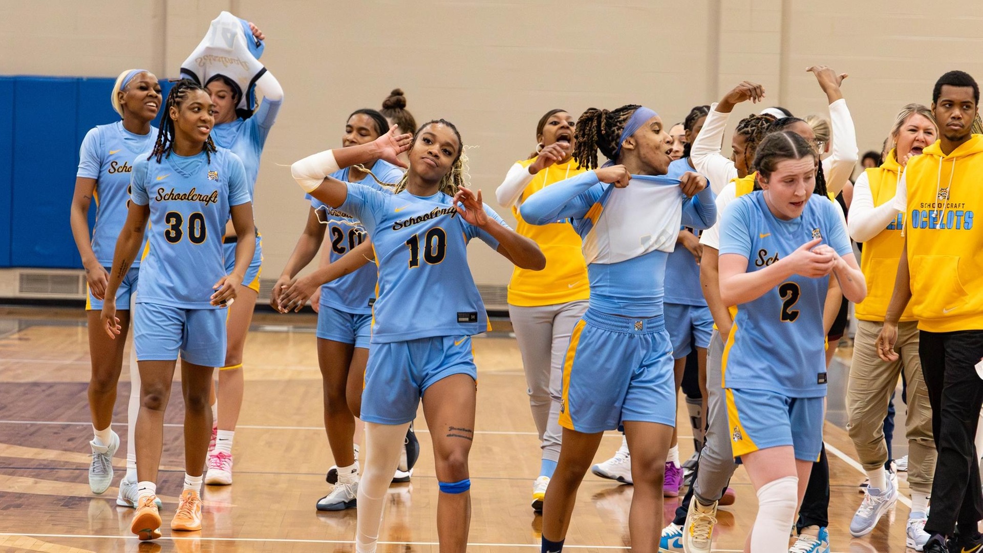 Ocelots Roll Past Skippers To Finish Regular Season 28-0